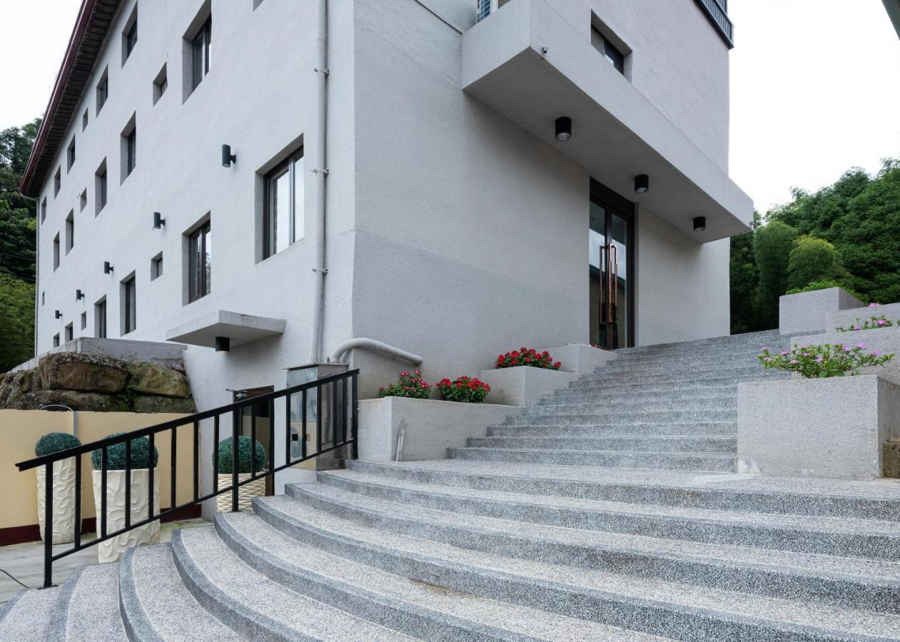 名竹旅社 Minzu Hotel Lugu Eksteriør billede